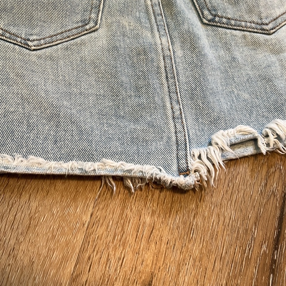 Pacsun distressed Jean skirt women’s size 23 - Picture 4 of 11